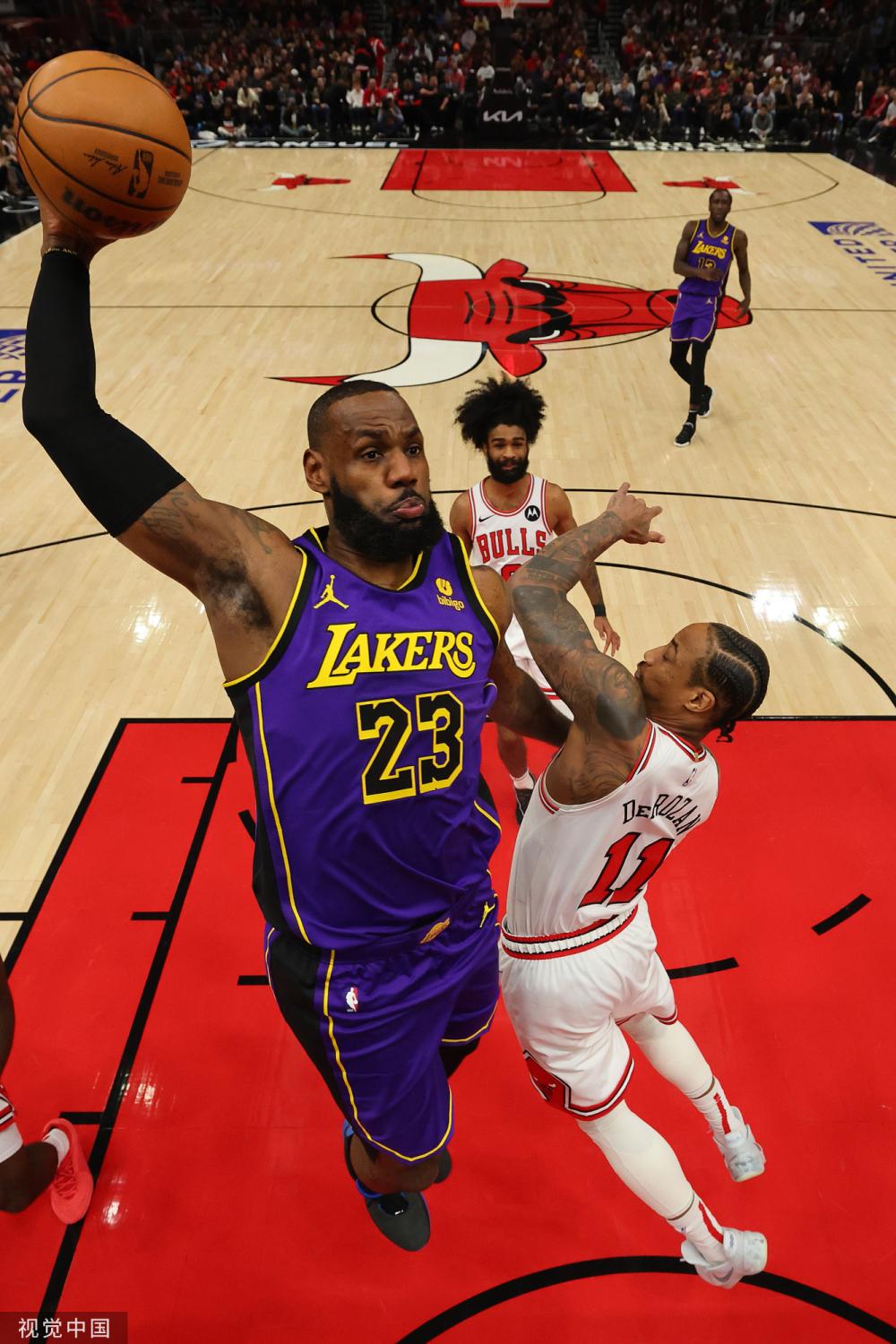 情况下观察 情况下观察